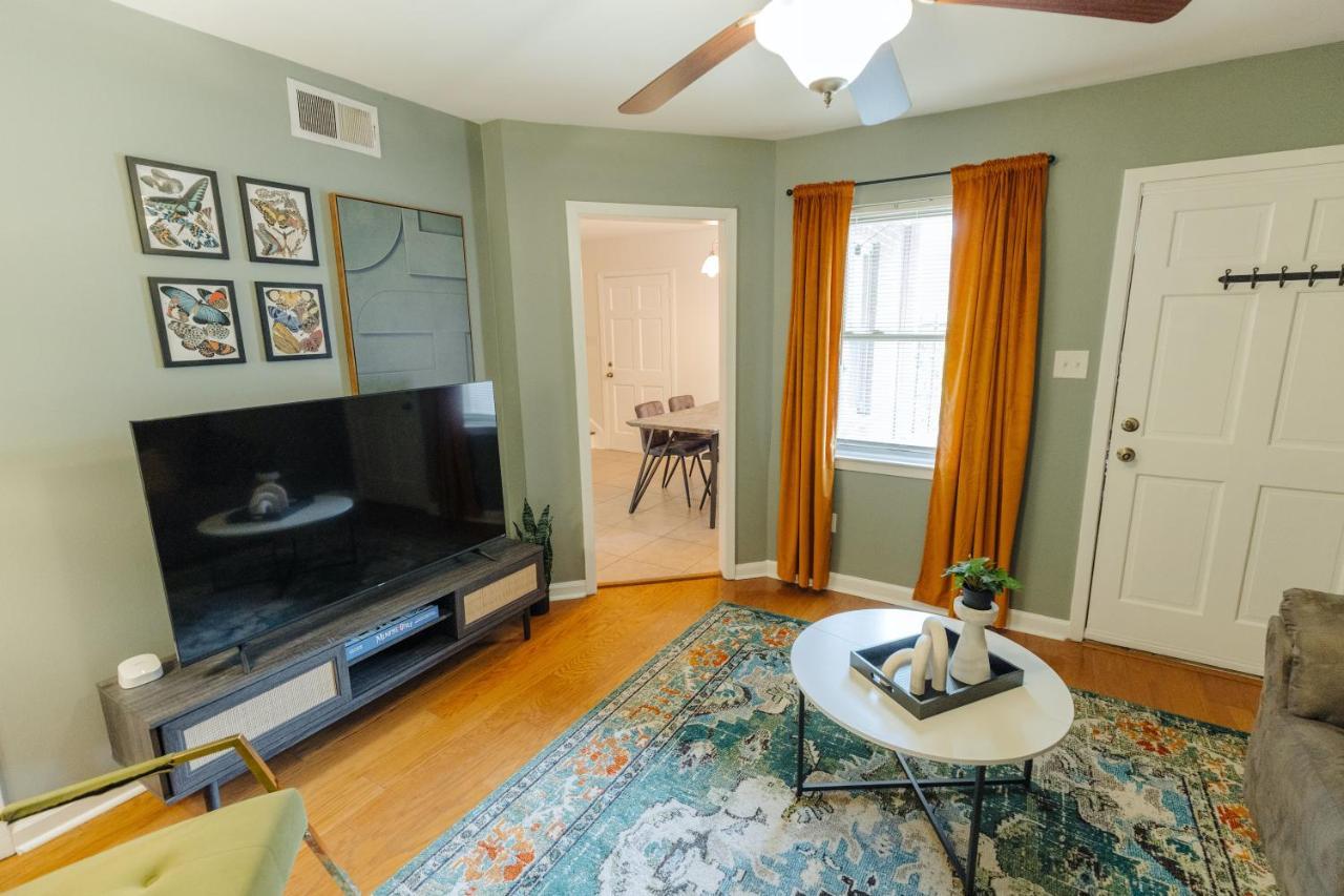 Centrally Located 2Br Overton Square Unit 1 Fast Wifi Free Parking Yes Pets Memphis Zewnętrze zdjęcie